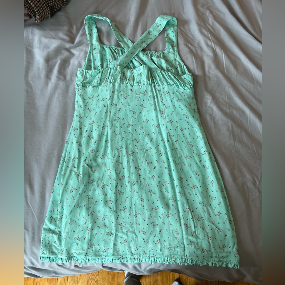 Backyard Roses - Petal Mini Dress - Picture 9 of 10